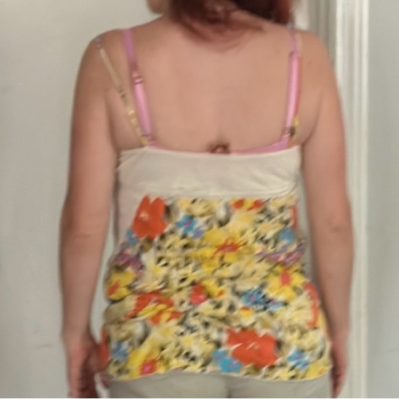 EUC Language Los Angeles Floral Lace Trim Cream Camisole Size Small - Picture 10 of 10